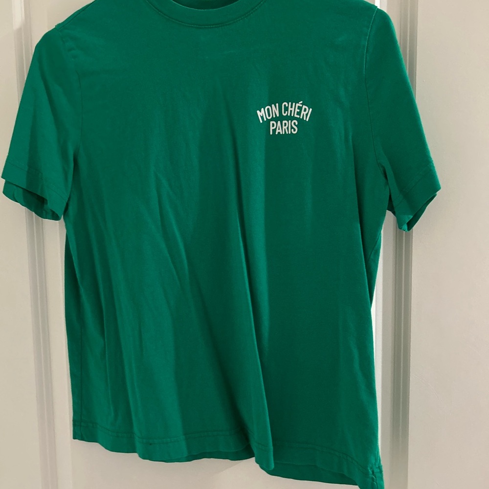 T-shirt with French writing